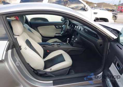 2022 Ford Mustang Ecoboost Fastback z USA, uszkodzony, nr VIN 1FA6P8TH7N5127060